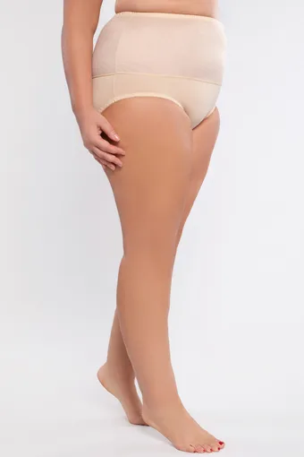 chiloți bej cu talie înaltă și modelatori