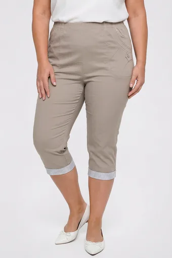Pantaloni bej cu manșete în curele