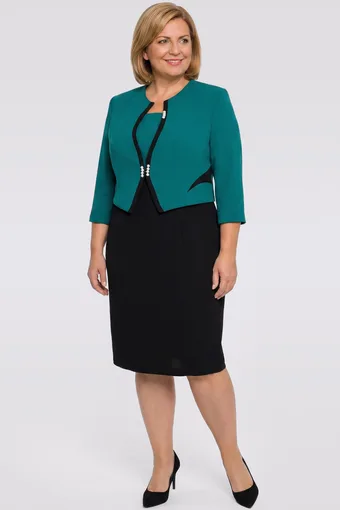 Costum negru și verde cu perle