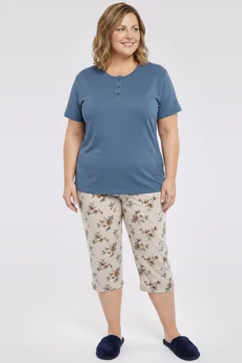 pijama albastră cu pantaloni bej cu flori