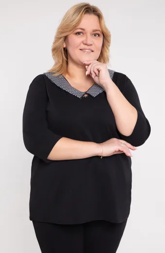 Bluza neagra cu guler detasabil
