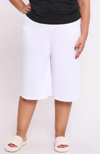 Pantaloni semi-aluneci de culoare albă Mewa