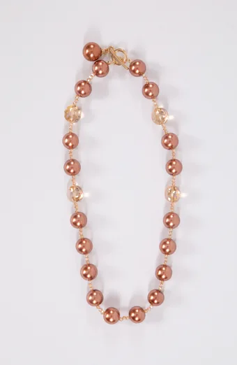 Colier de coral maro