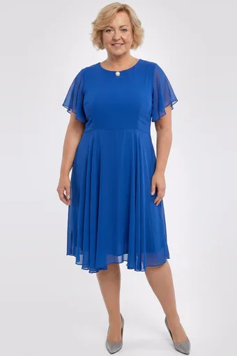 Rochie din șifon albastru-albăstrea cu broșă