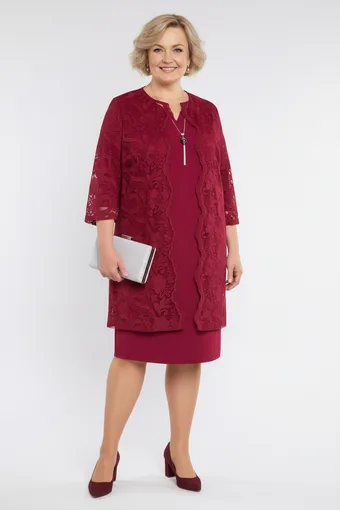 Rochie vișinie cu suprapunere de dantelă