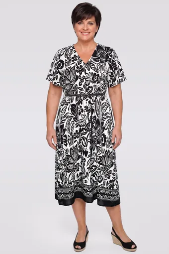 Rochie alb-neagră cu curea