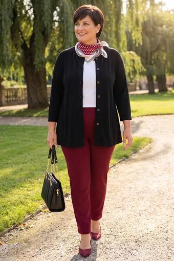 Pulover negru călduros cu pulover