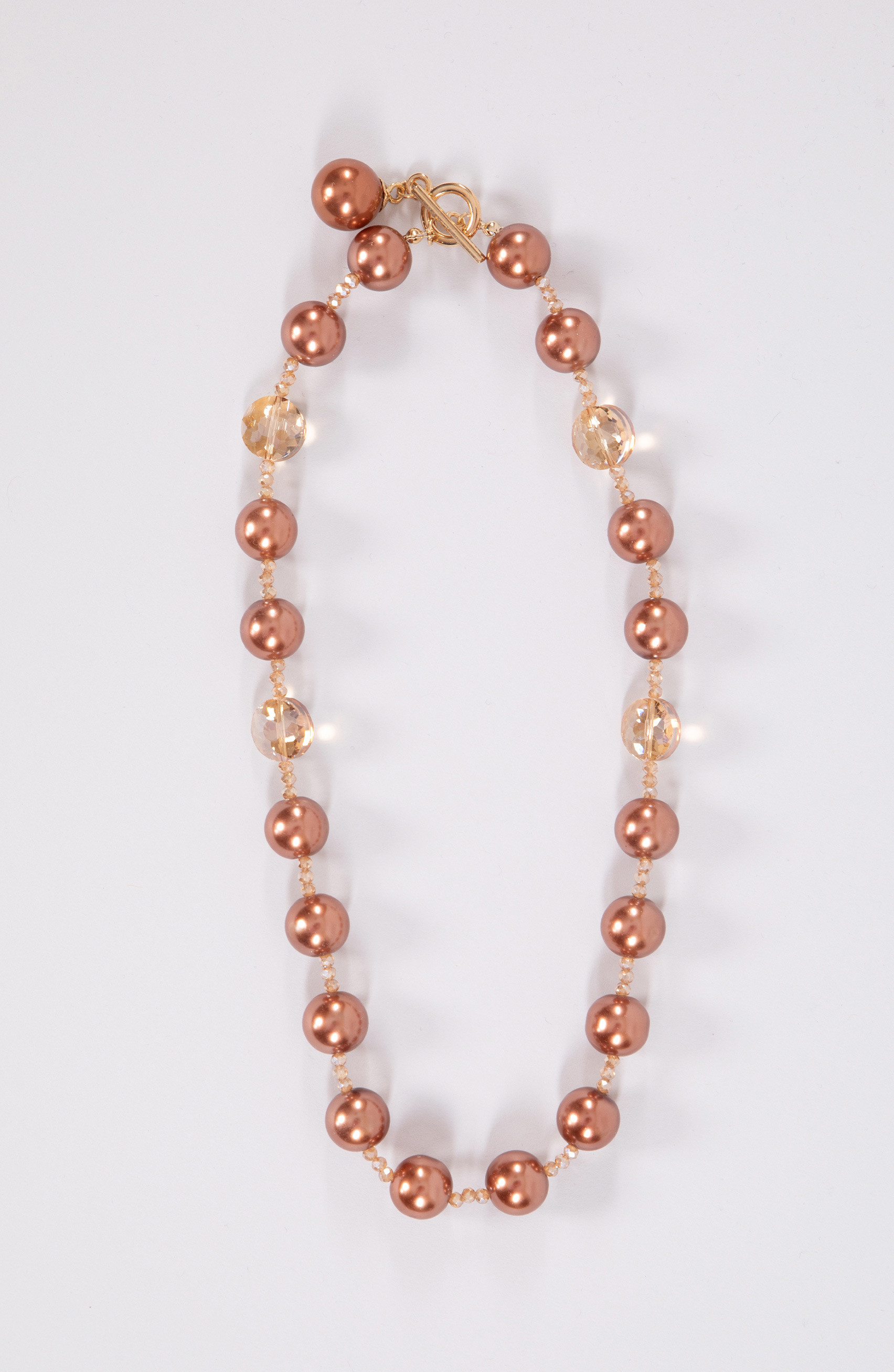 Colier de coral maro
