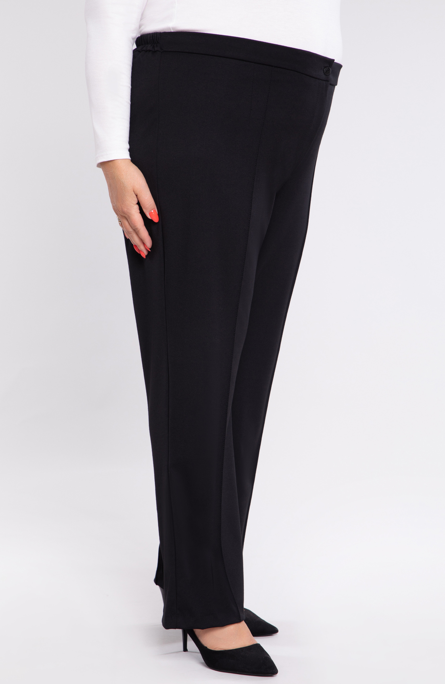Pantaloni negri eleganți și netezi